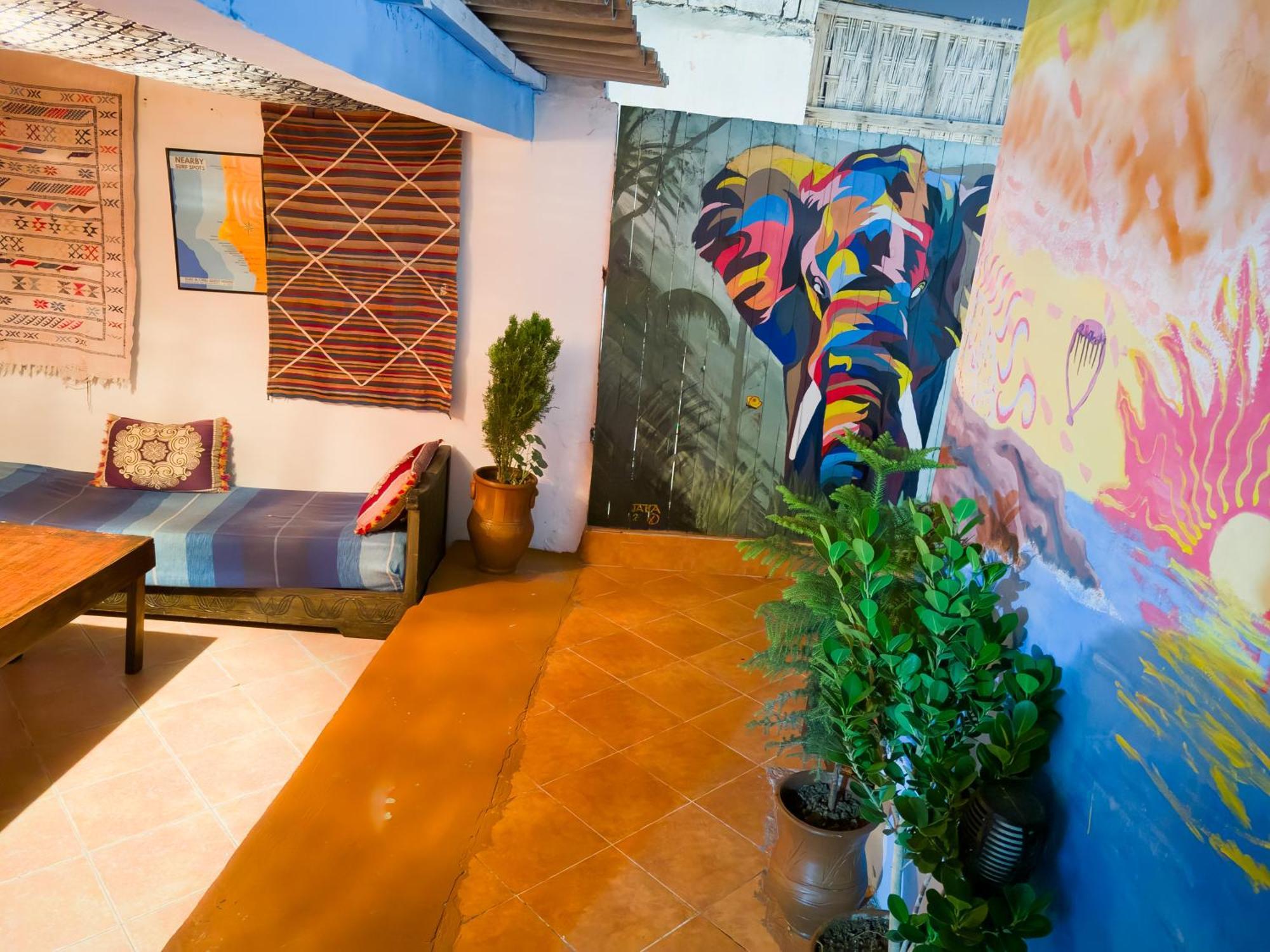 Surf & Skate Hostel Taghazout Exterior photo